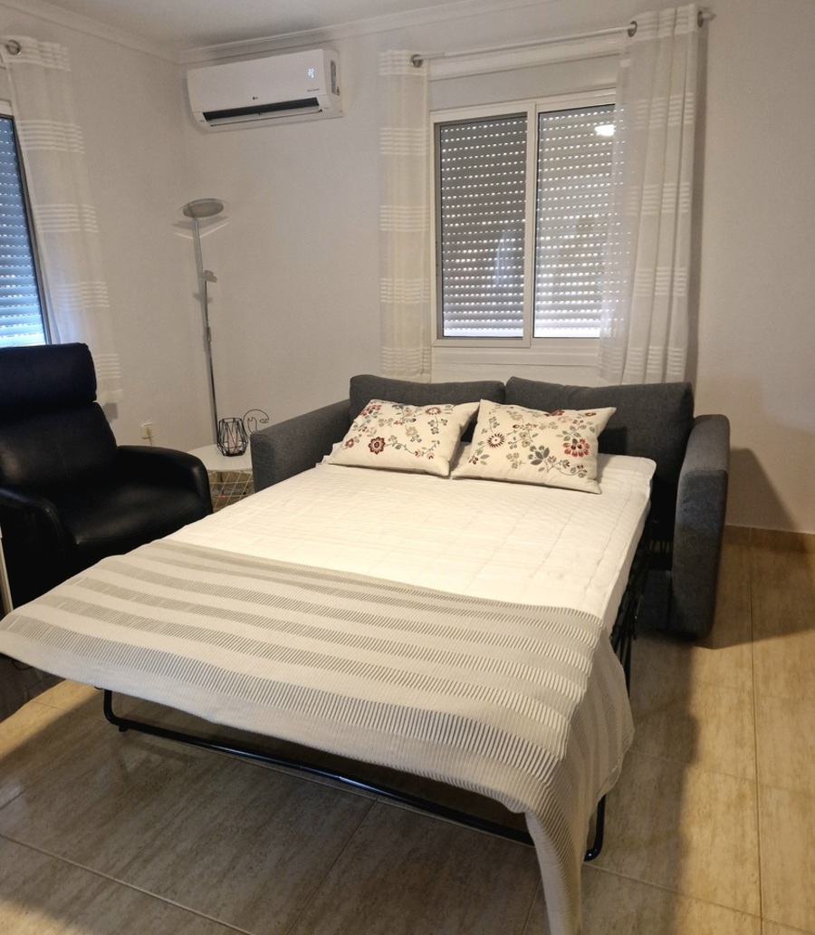 B500: Villa for rent in  Camposol