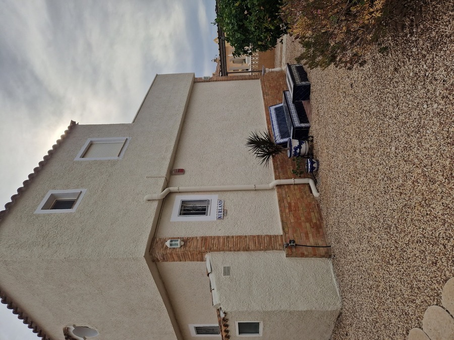 B500: Villa for rent in  Camposol
