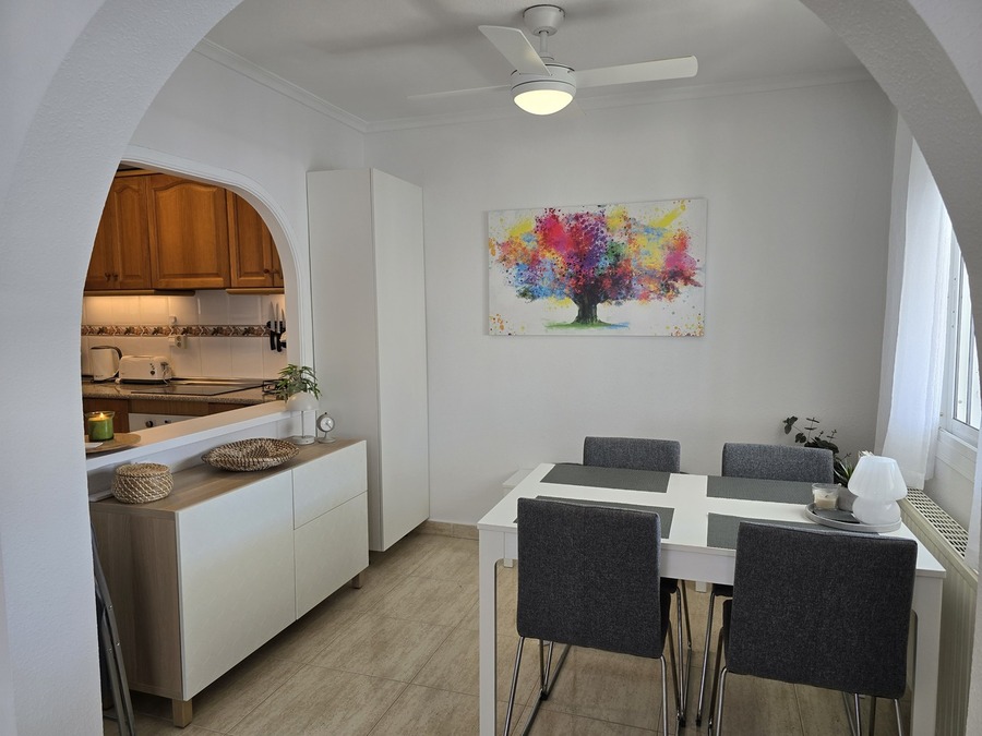 B500: Villa for rent in  Camposol