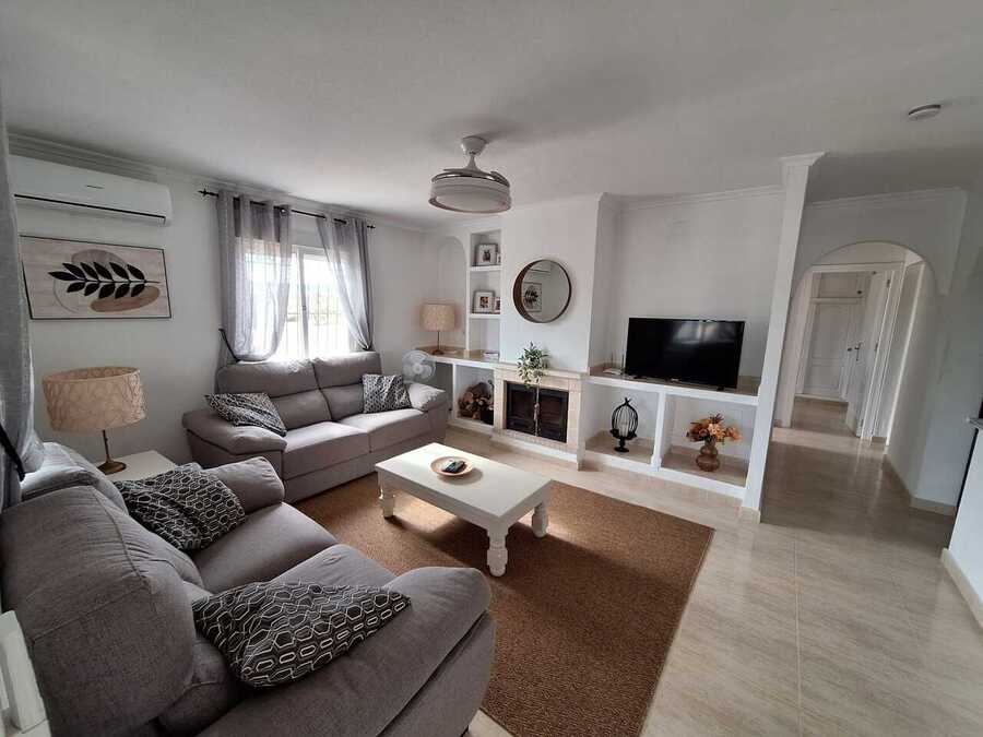 B158: Villa for rent in  Camposol