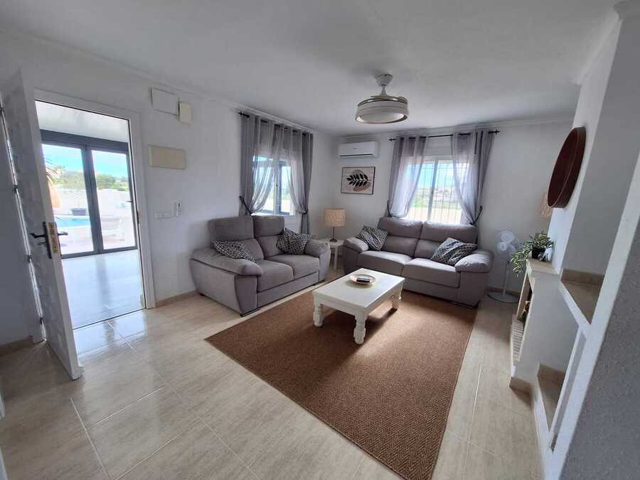 B158: Villa for rent in  Camposol