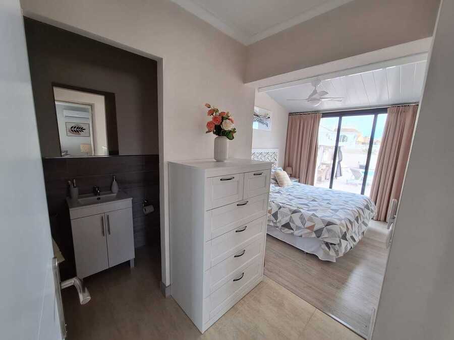 B158: Villa for rent in  Camposol