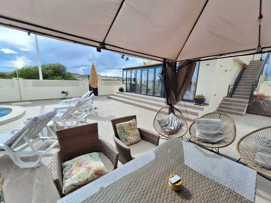 B158: Villa for rent in  Camposol