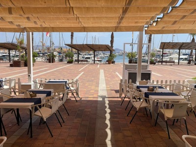 1874: Commercial Property in Puerto de Mazarron