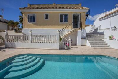 D2325: Villa in Camposol