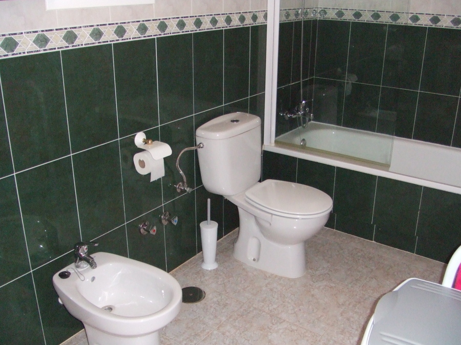 B383: Villa for rent in  Camposol