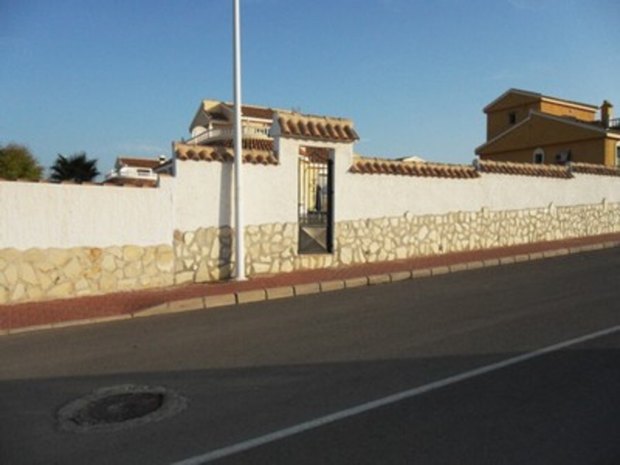 B383: Villa for rent in  Camposol