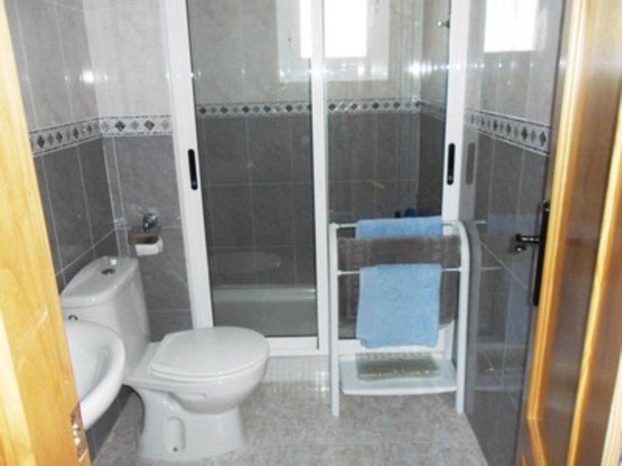 B383: Villa for rent in  Camposol