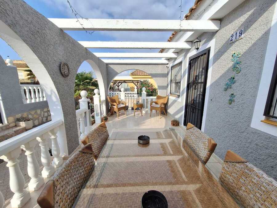 B219.2: Villa for rent in  Camposol
